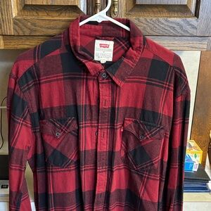 Levi's XL Flannel Men's Red and Black Checkered Shirt